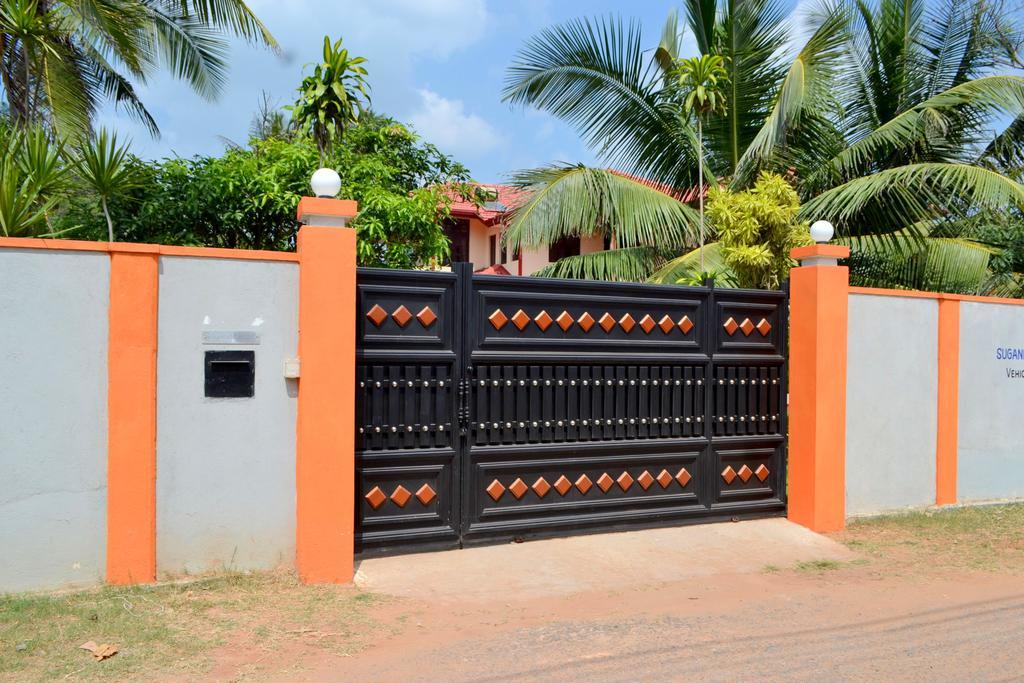 Sugandi Inn Negombo Exteriör bild